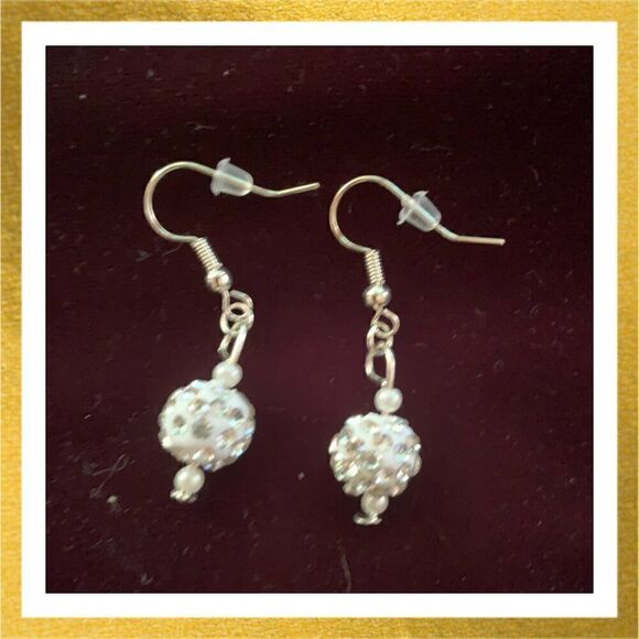 3/$20 Hand Crafted BEADED Dangle HANDMADE Pearl & Polymer Clay EARRINGS - Picture 1 of 1
